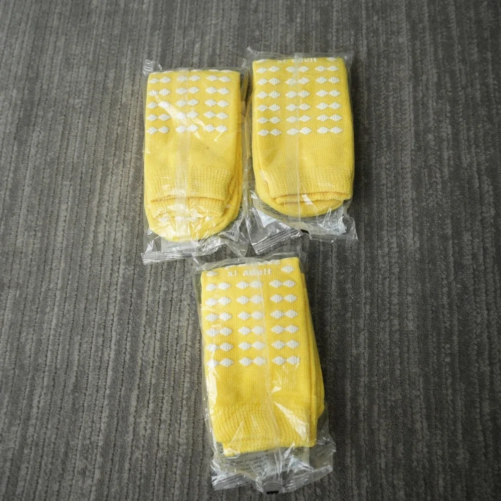Pillow Paws No Slip Hospital‎ Patient Socks Yellow Risk Alert Yellow Adult XL 3